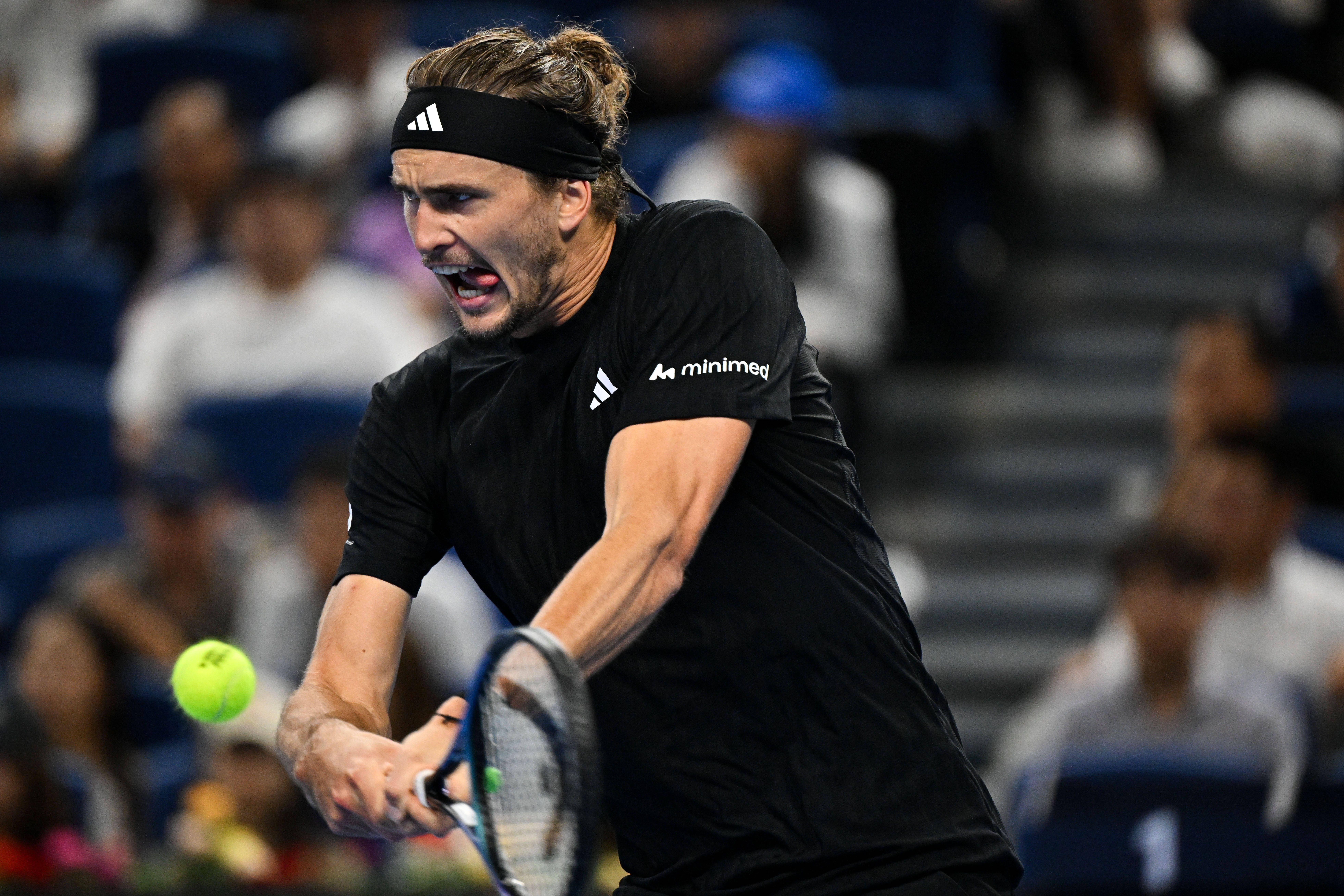 雷火电竞官网-澳大利亚网球队爆冷世界网球队，兹维列夫送出助攻的简单介绍